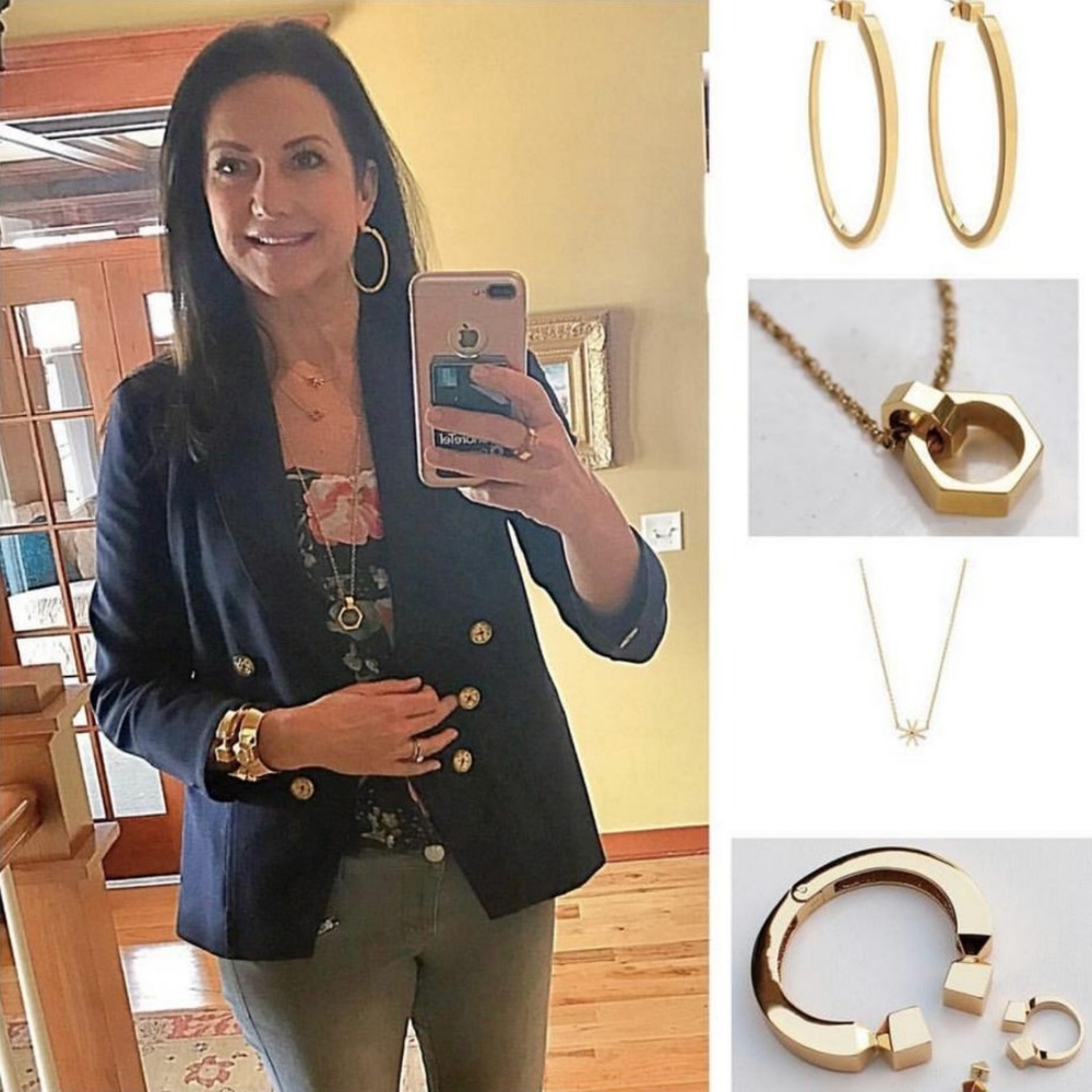 NEW India Hicks Hexagon House Pendant Necklace - Picture 5 of 8